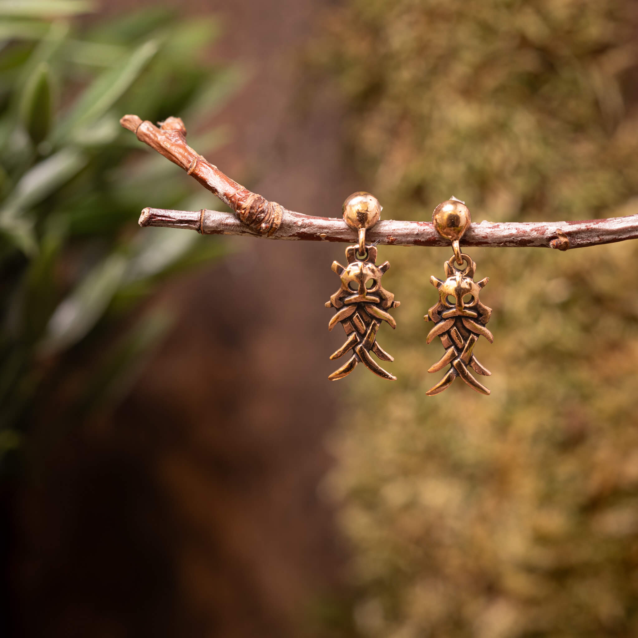 Dangling Earrings/Studs Odin's Mask Bronze