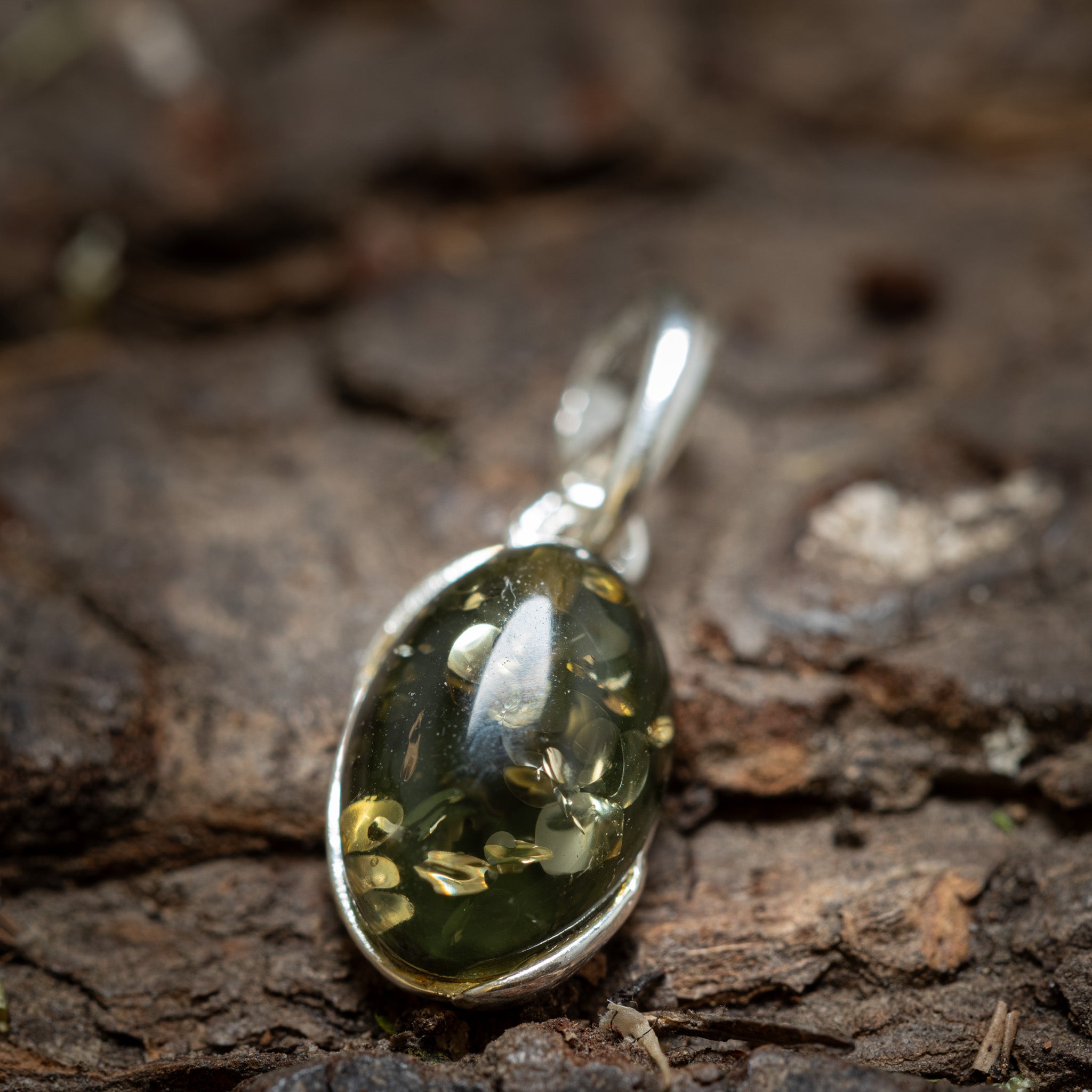 Mira Amber Pendant 925s Silver