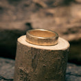 Load image into Gallery viewer, Finger ring - Eryn Design - Guarding
