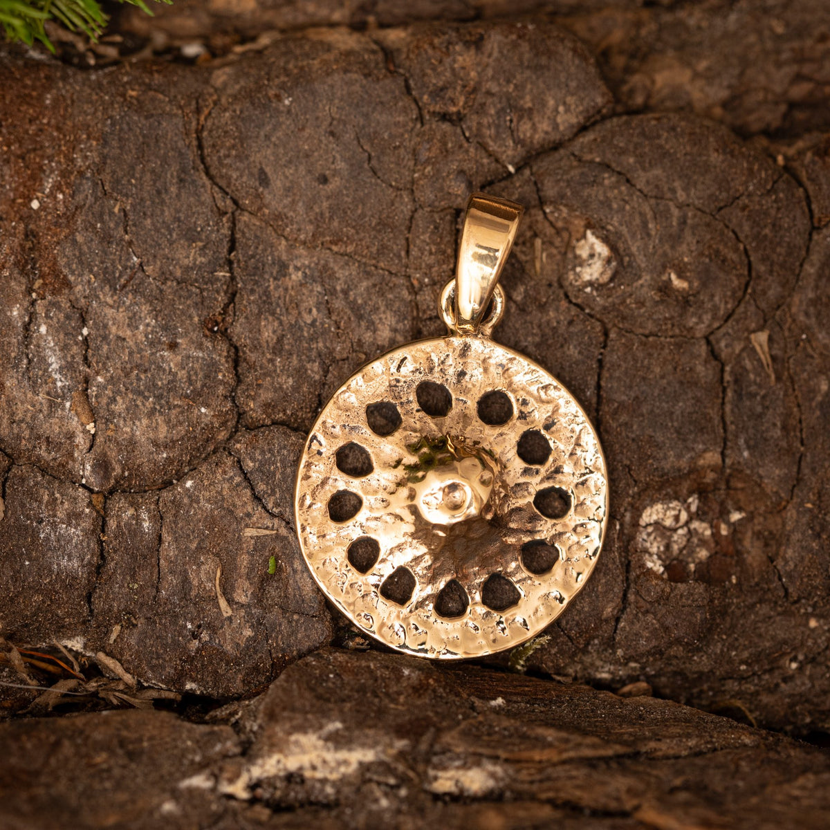 Sun Wheel Shield Pendant Bronze – Image 1