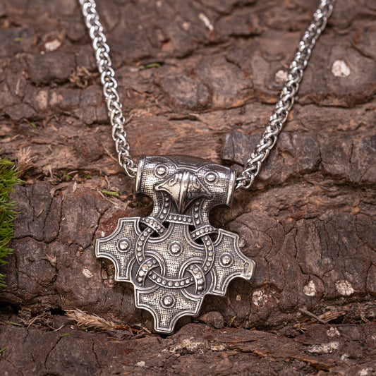 Thor's Hammer Shield Round Pendant Steel With Chain – image 1