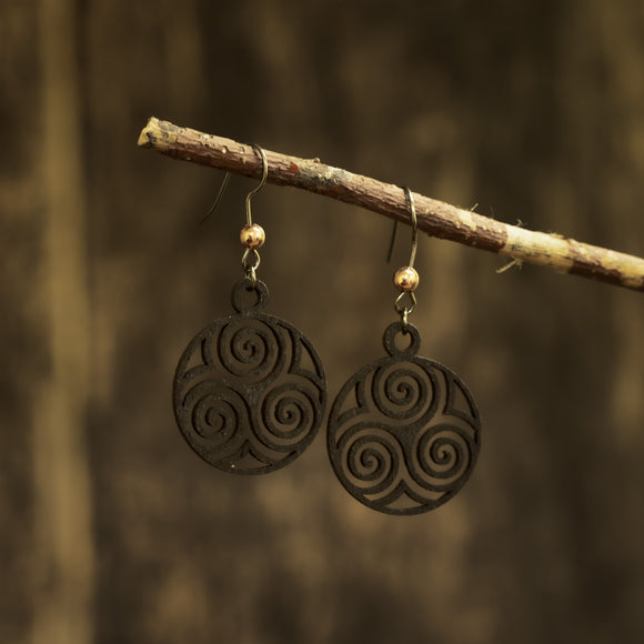 Dangle earrings Frigg Wood Viking