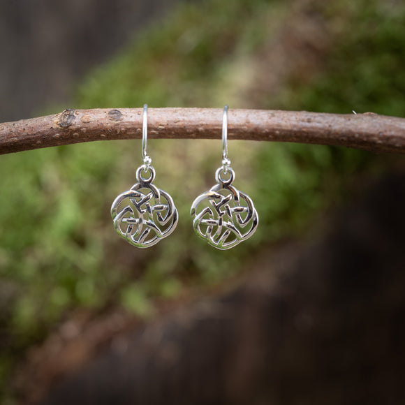 Celtic Knot Dreki Dangle Earrings 925s Sterling Silver
