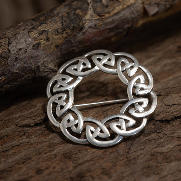 Brooch Celtic knot Needle Silver