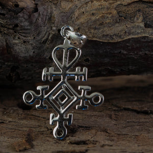 Rune Amulet Love Pendant 925s Sterling Silver